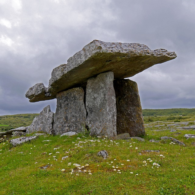 image from Br Na B Inne Neolithic Site County Meath Ireland 