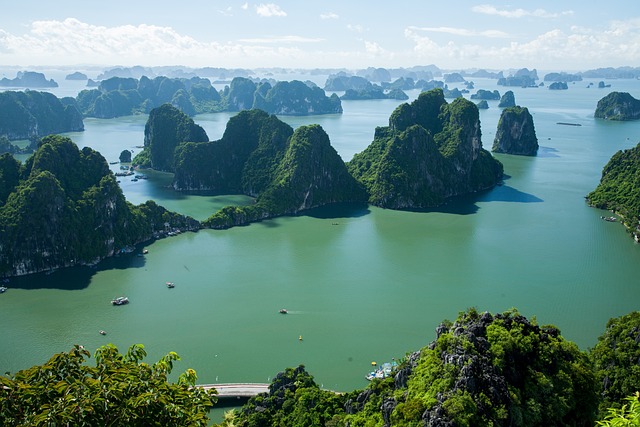 image from Romantic Getaways Ha Long