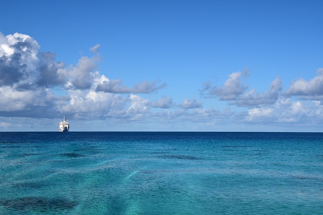 image from Multi-day Trips Tuamotu Islands